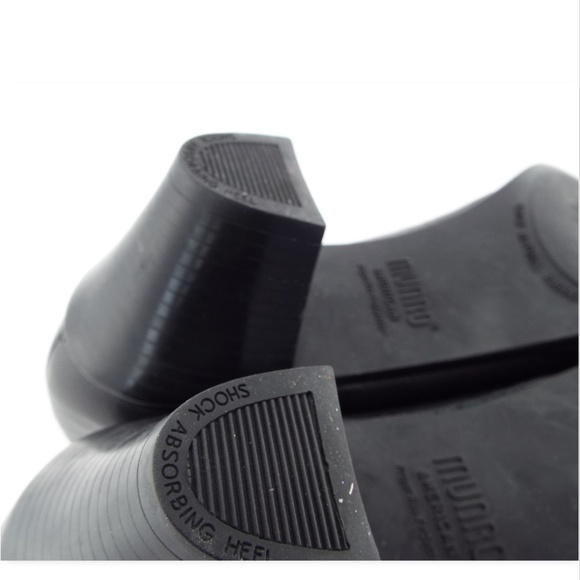 Munro Black Leather Mary Jane Block Heel Pumps 7 - Picture 5 of 7